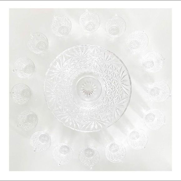 ⫷ Anchor Hocking - 26 piece punch set - Picture 3 of 4